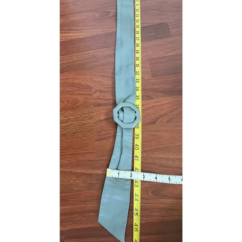 Calderon Gray Leather Wrap Belt Womens Sculpted Buckle